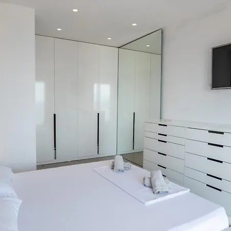 Luis Sea View Apartment *