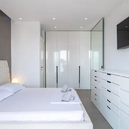 Apartment Luis Sea View