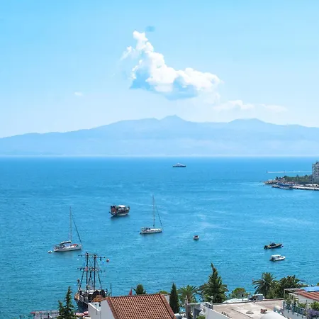 Luis Sea View Apartment *